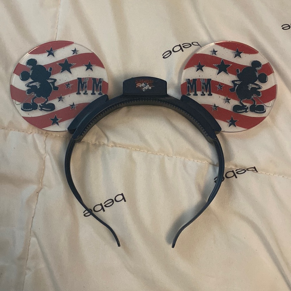 Disney American light up Mickey Mouse ears